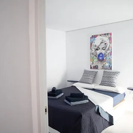 Urbania Appartement *
